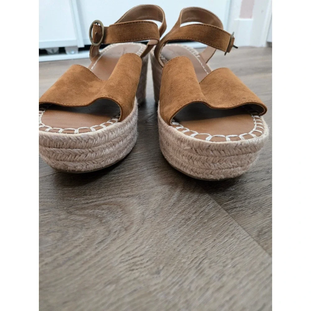 Universal Thread Tan Faux Suede Espadrille Platform Wedge Sandals Womens 10